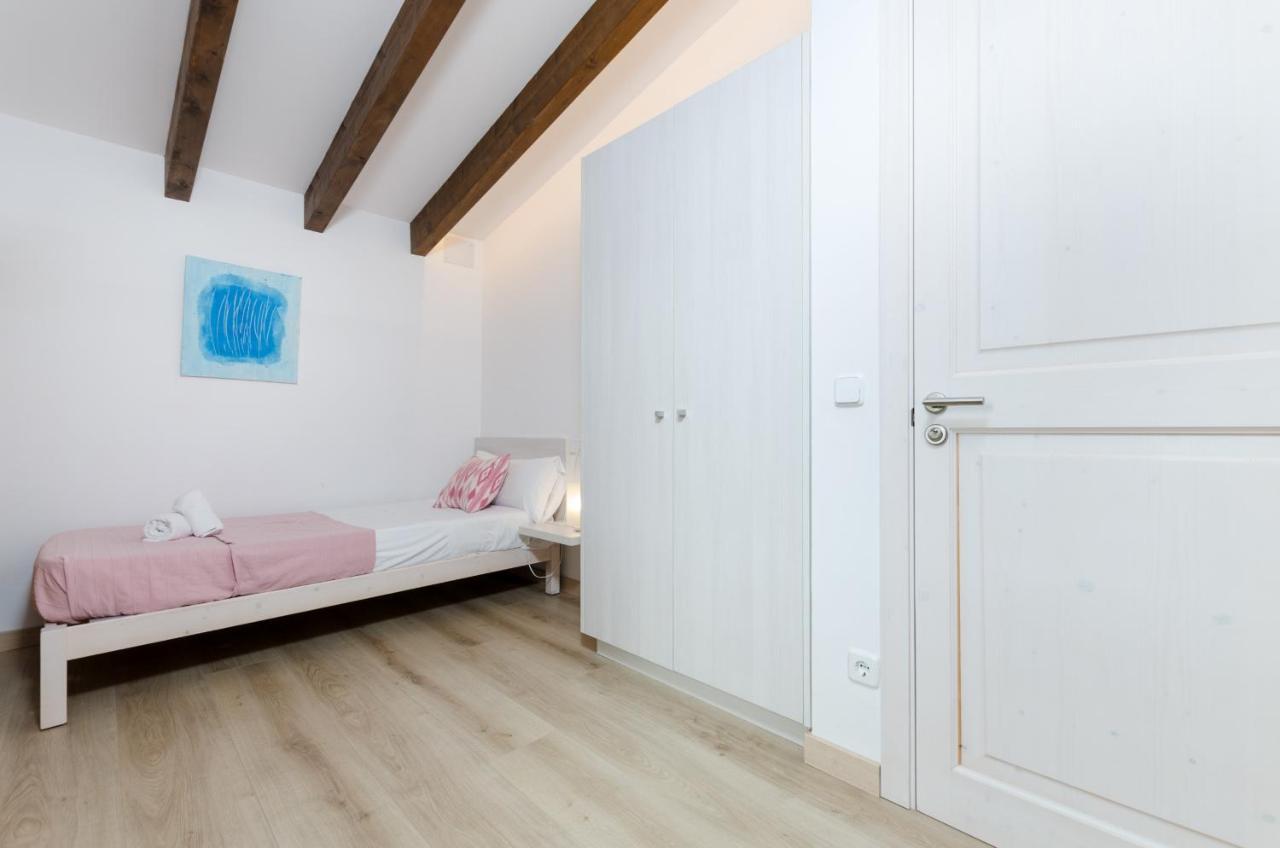 Yourhouse Sa Riba Feriehus *